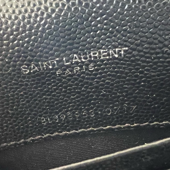 YSL Cassandre WOC - Picture 15 of 16